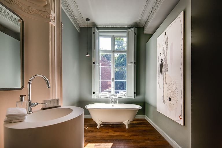 Luxury suite in old Maastricht monastery - 1
