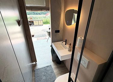 Luxe lodge met hottub in de natuur - 26