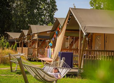 Ruime safaritent voor 6 personen - 8