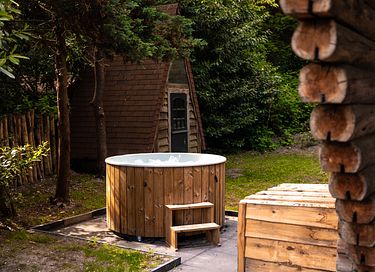 Blokhut met hottub (6p) in de natuur - 2