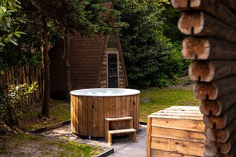 Blokhut met hottub (6p) in de natuur - 2