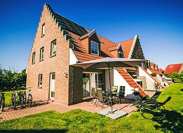 Spacious holiday home 500 from the sea
