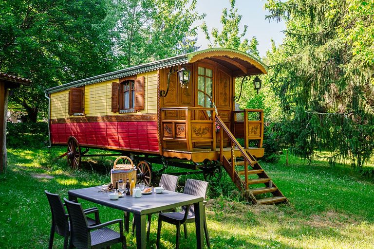 Authentic Gypsy wagon near Bordeaux - 1