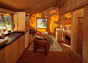 Luxuriöses Glampingzelt (7 Pers.) mit Whirlpool - 4