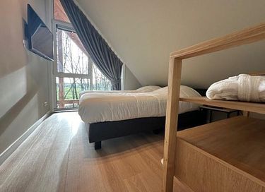 Spacious villa with hot tub and sauna - 31