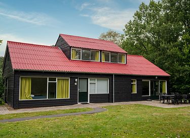 Vakantiehuis (12p) in bosrijke omgeving  - 14