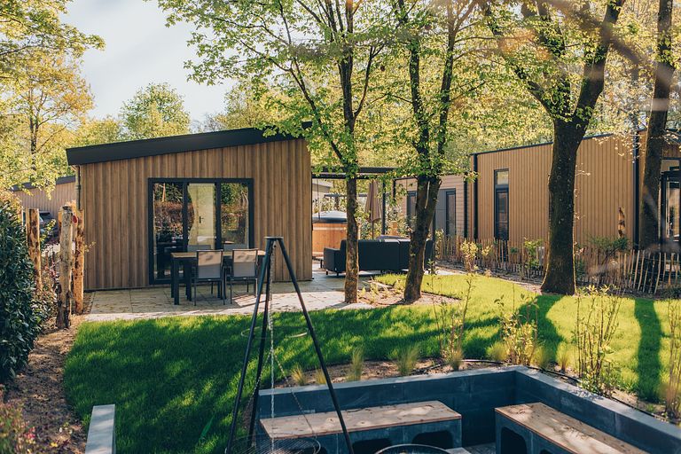 Geräumiges Tiny House mit eigenem Whirlpool - 1