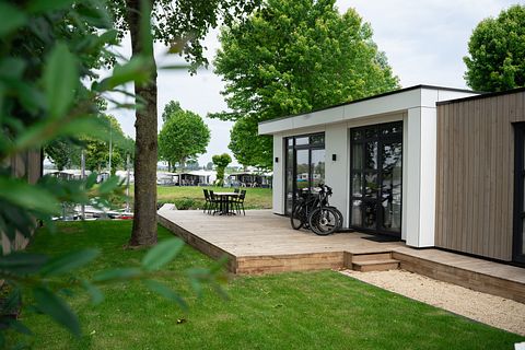 4-persoons vakantiehuis bij een recreatiemeer - 4