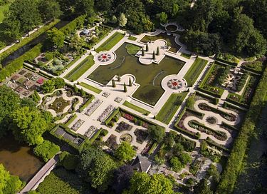Vakantiewoning met tuin op waterrijk park - 25