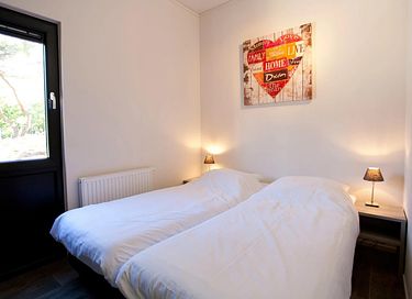 Luxe vakantiehuis bij een mooi natuurmeer  - 9