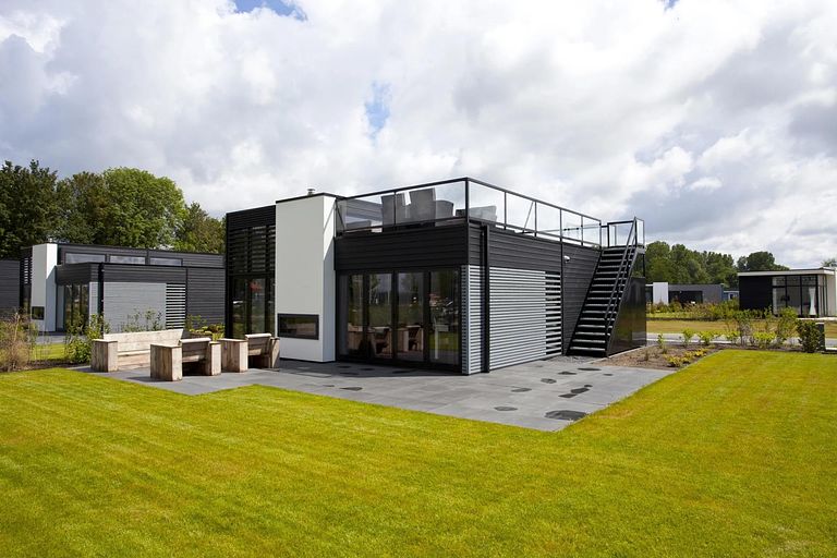 6-persoons design huis op een gezellig park - 1