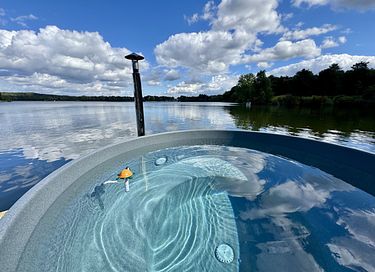Houseboat met hottub op het water - 3