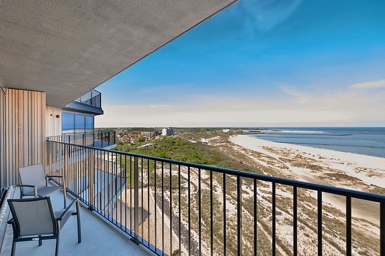 'A room with a view' in Zeeland - 1