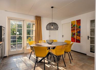 Familiehuis met grote tuin en sauna - 14