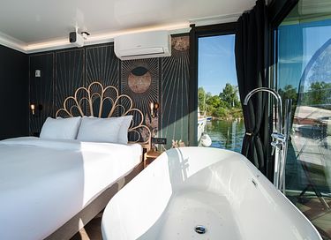 Luxe watersuite met bubbelbad  - 11