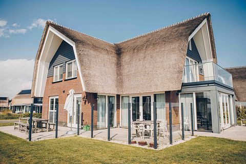 Exclusief genieten in Friesland met uitzicht - 3