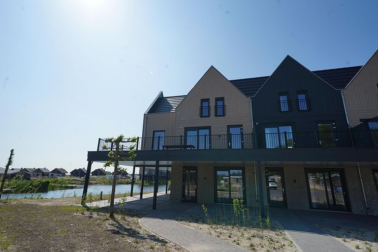 Groot appartement (12p) bij het water - 1