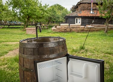 Sleeping in a romantic wine barrel - 17