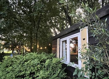 Charmante pipowagen met privé Hottub - 7