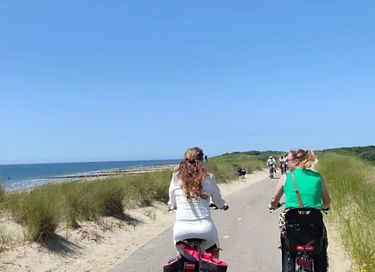 Trois Avenue des Turcs 28 - 33