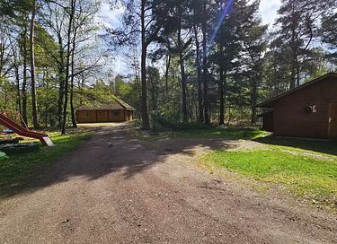 Grande maison en bois dans la forêt avec sauna privé - 22