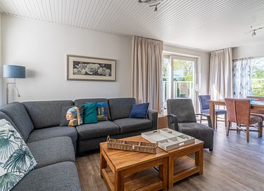 Moderne bungalow med indhegnet have - 3