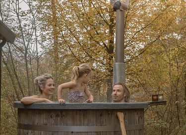 Tiny House mit Whirlpool in den Wäldern - 9