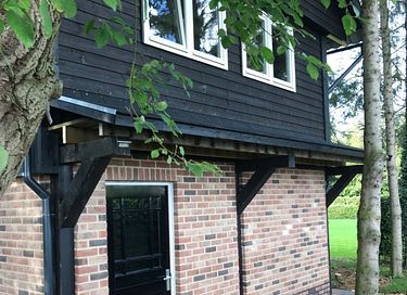 Unique tree house in Drenthe - 13