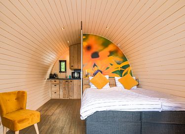 Uniek slapen in een tiny house aan het water - 2