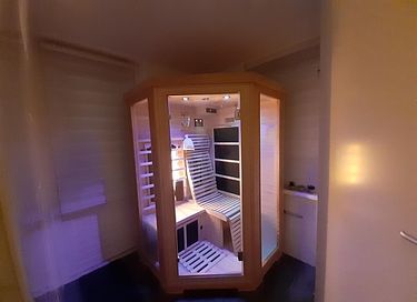 Logement de vacances avec sauna infrarouge au bord de l'eau - 14