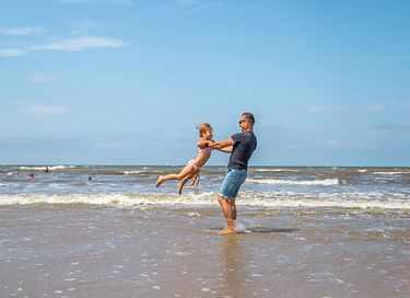 Spacious villa with sauna and hot tub on Texel - 22