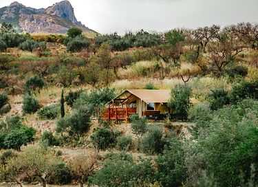 Wunderschön gelegenes luxuriöses Glamping-Safarizelt