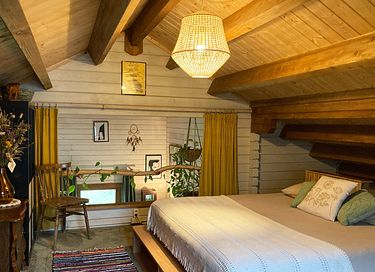 Attractive log cabin close to beach and sea - 11