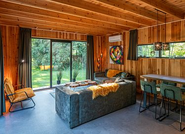 Luxe wellneslodge met jacuzzi en sauna - 3