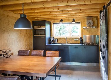 Beautiful wooden bungalow in the forest - 6