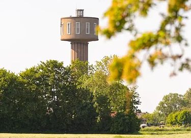 Spend the night in a romantic water tower - 16