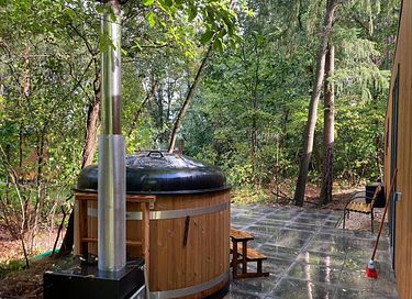 Special holiday home with hot tub in Drenthe - 3