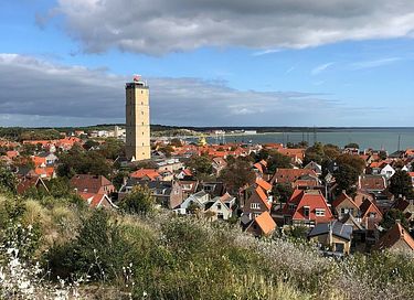 Huisje met zonnig terras op Terschelling - 2