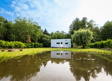 Schönes Tiny House mit Teich und Feuerstelle - 10