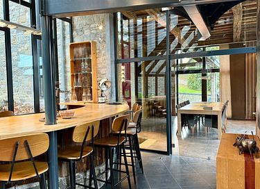 Luxuriöse Familienresidenz mit privatem Hallenbad - 7