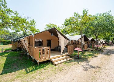 Glamping tent (5p) near the sea in Croatia