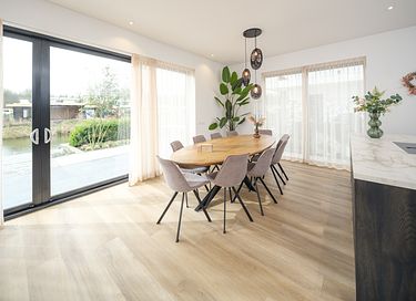 Kæledyrsvenlig villa ved vandet med spabad - 5
