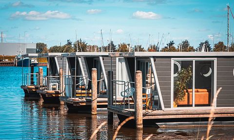 Moderne houseboat met airco - 2