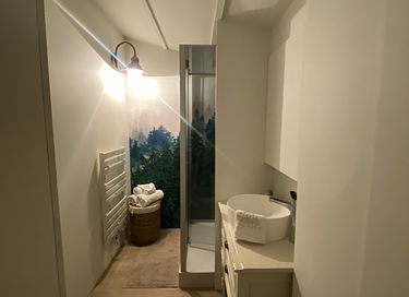 Nuitée dans une cabane romantique avec bain à remous - 13