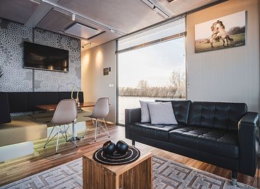 Luxury houseboat in nature reserve - 13