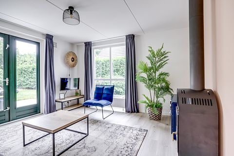 Maison familiale moderne et lumineuse avec grand jardin - 5