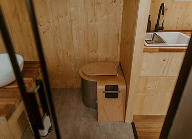 Romantisch Tiny house midden in de natuur - 13