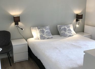Familiehuis (6p) aan een recreatieplas - 14