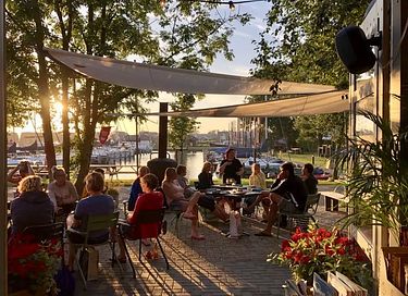 Geweldige groepsaccommodatie bij het water   - 38