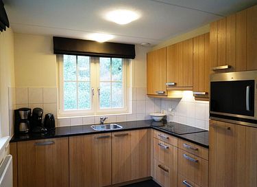Logement de vacances avec grand jardin arboré - 9